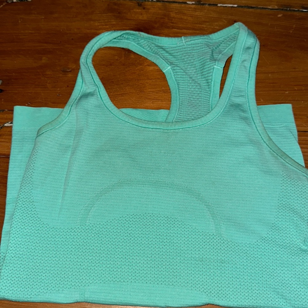 lululemon tank